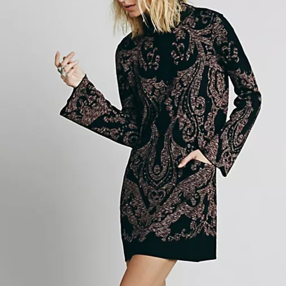 Free People Elegant Black and Wine Patterned Drees, Size S. - Picture 17 of 17